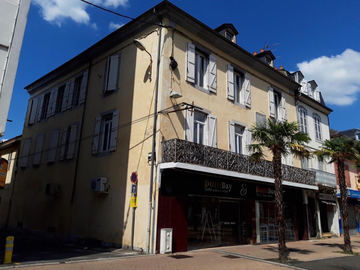 Appartement Hypercentre Tarbes - 2 Grandes Chambres Buitenkant foto