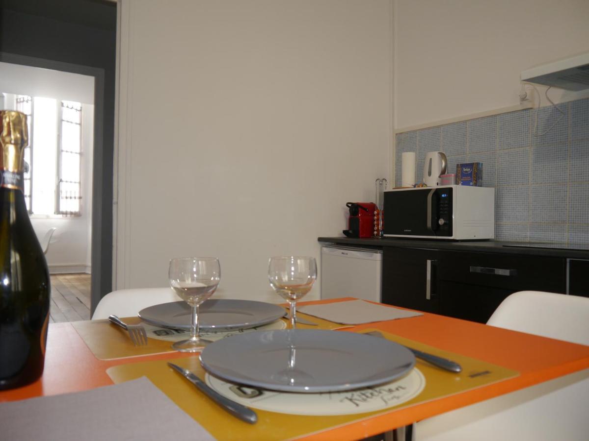 Appartement Hypercentre Tarbes - 2 Grandes Chambres Buitenkant foto